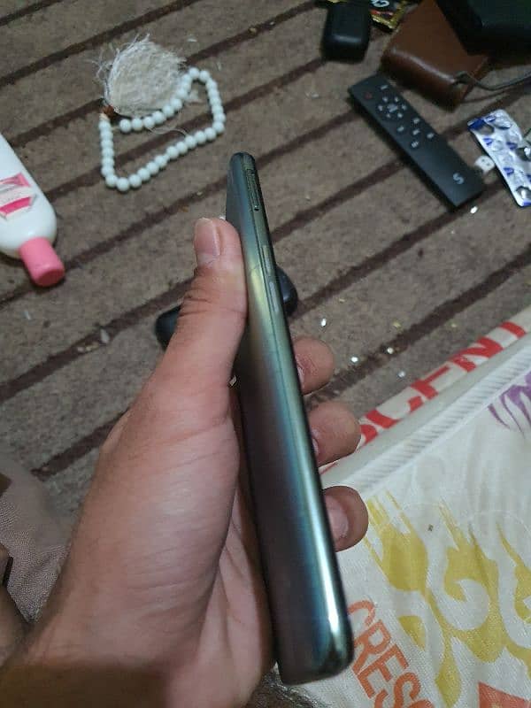 Oppo Reno 6 4