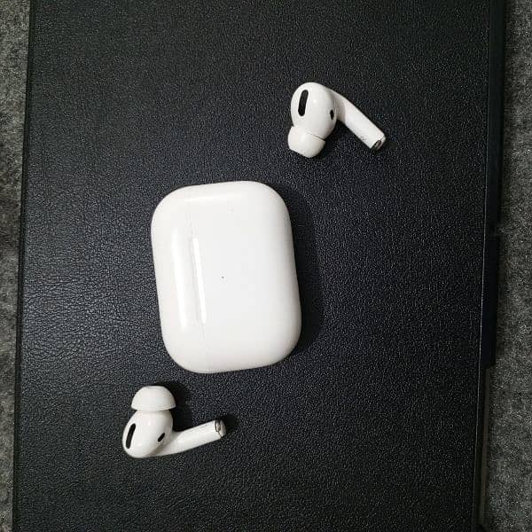 Apple AirPods Pro 2