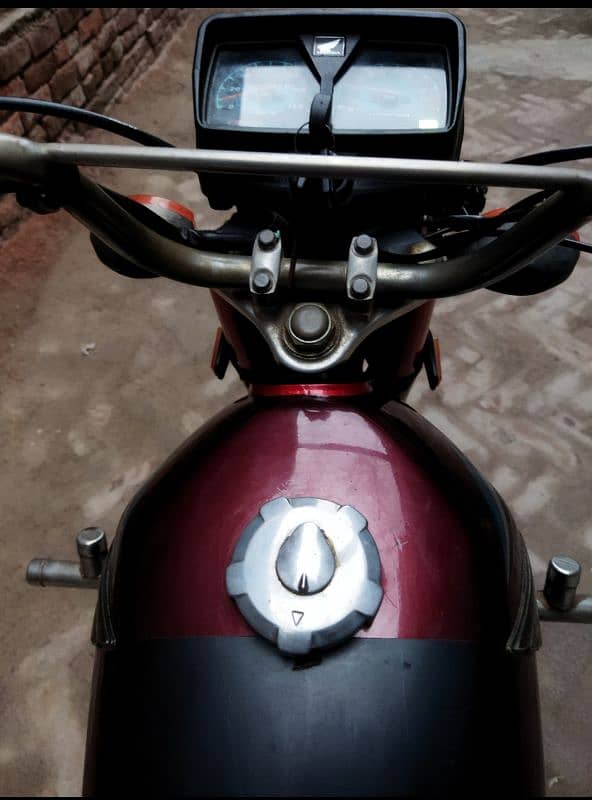 Honda cg125 urgent sell 4