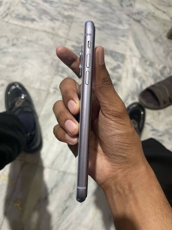 IPHONE 11 64GB NON PTA NON ACTIVE JV 3