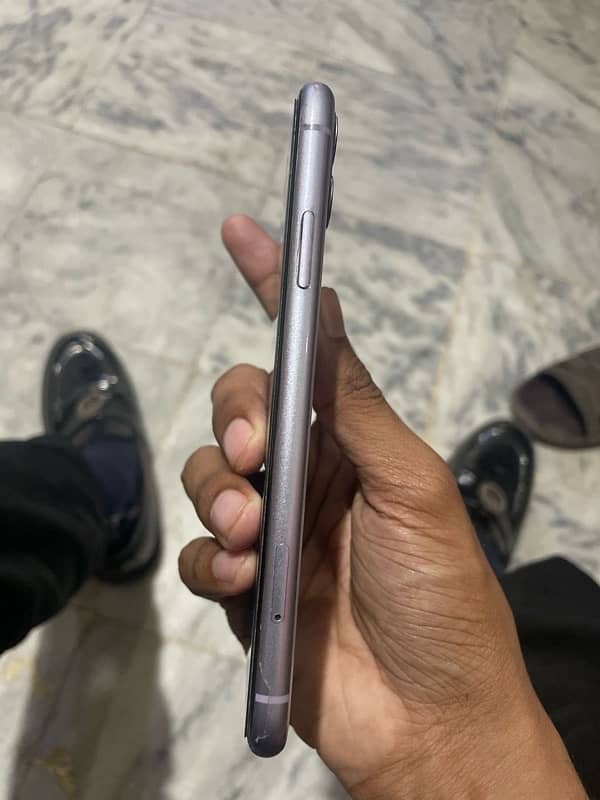 IPHONE 11 64GB NON PTA NON ACTIVE JV 5