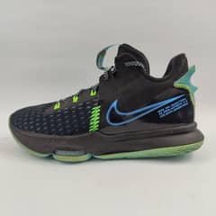 Nike Lebron Witness 5