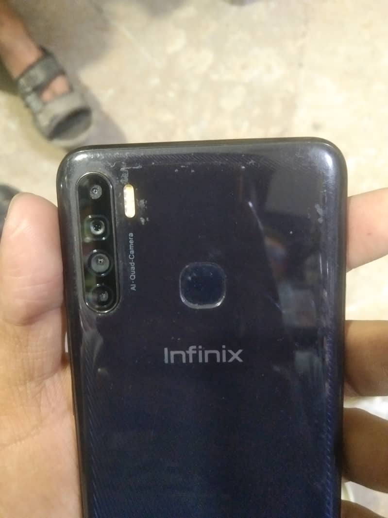 Infinix s5 6/Ram 128/Rom 2