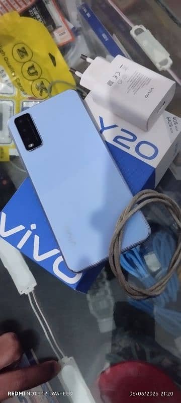 Vivo y20  4GBRom 64GBRam  Full box With charger 4