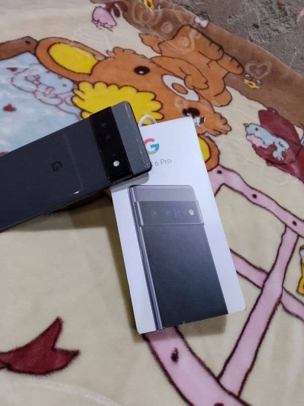 Google pixel 6 pro 12=ram 256gp 9