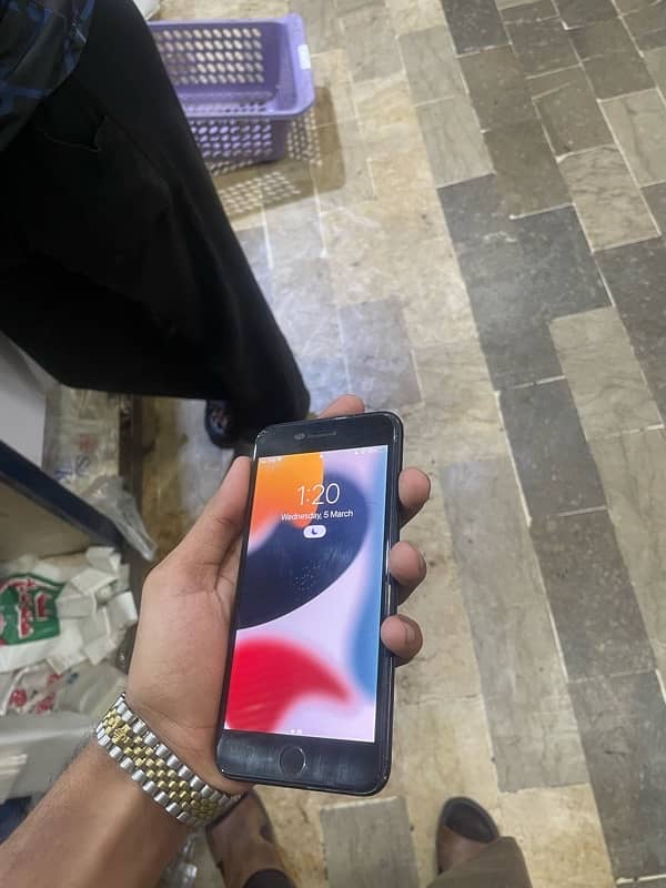 i phone 7 plus pta approved 256gb 3