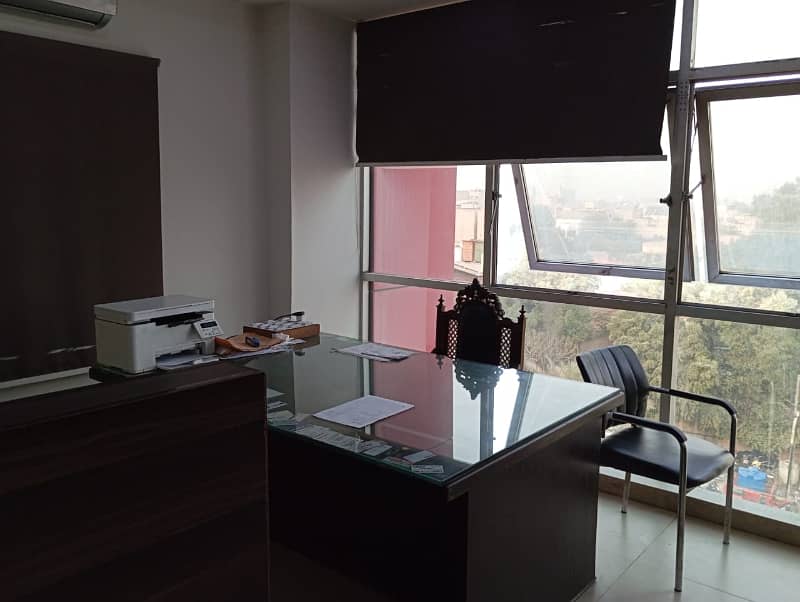 Ready Office available for Rent Best for multinational Company Canal Road Faisalabad 11