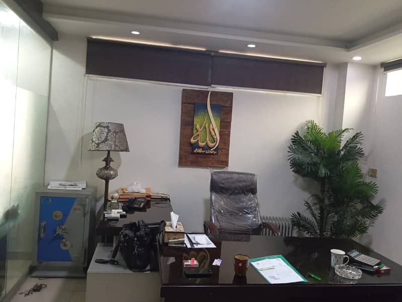 Ready Office available for Rent Best for multinational Company Canal Road Faisalabad 15