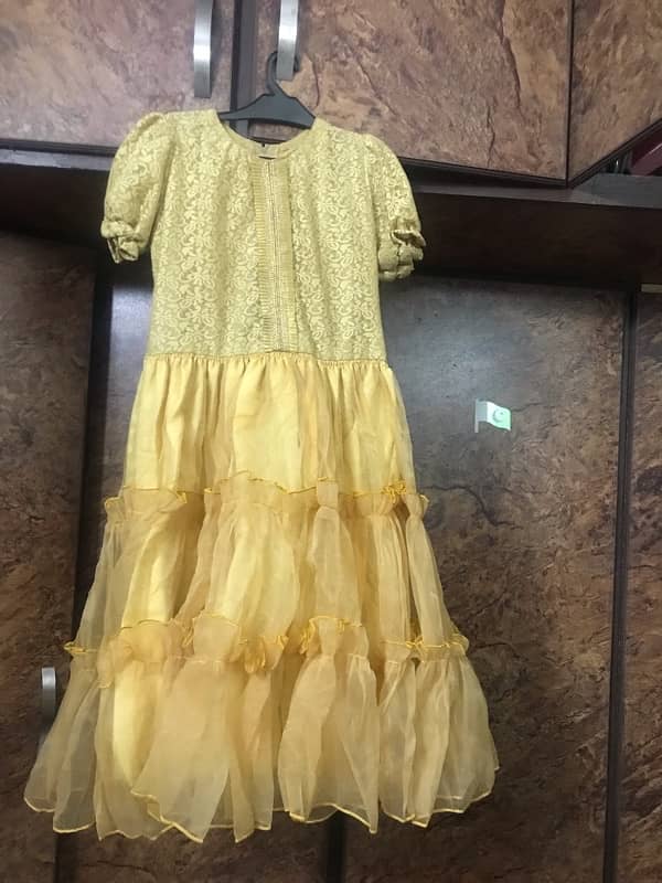 Girl hand made Frock for sale 7