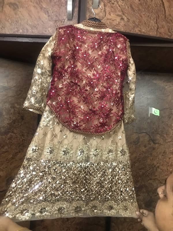 Girl hand made Frock for sale 9