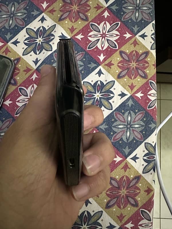 motorola razr 2019 4