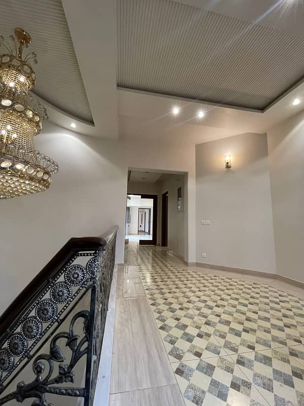 20 Marla Spanish House For Sale Abdullah Garden Canal Road Faisalabad 4