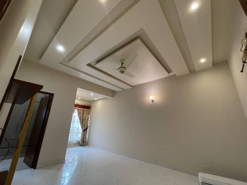 20 Marla Spanish House For Sale Abdullah Garden Canal Road Faisalabad 8