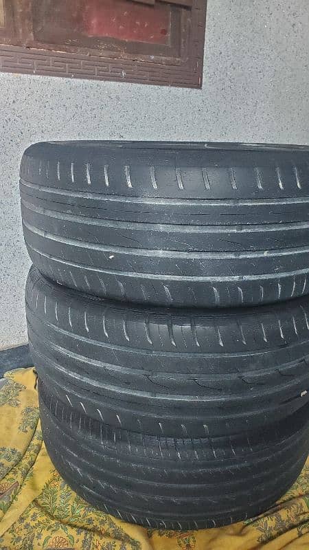 215 50 r17 tyre forsale 0