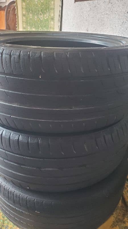 215 50 r17 tyre forsale 2