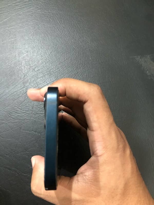 IPhone 13 - 128 Gb Non PTA 3