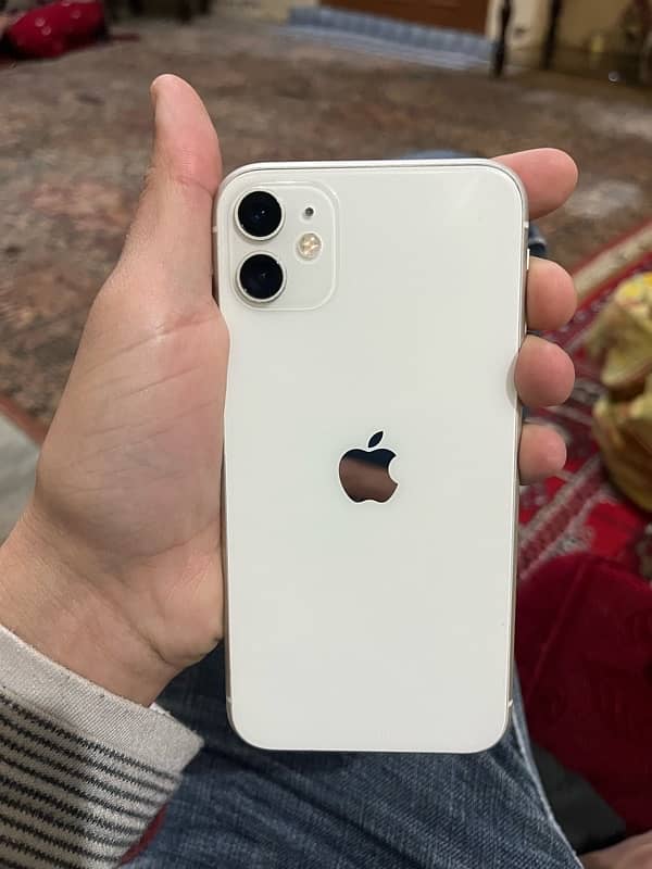 iphone 11 non (64gb) lexchange possible wid iphone 13 0