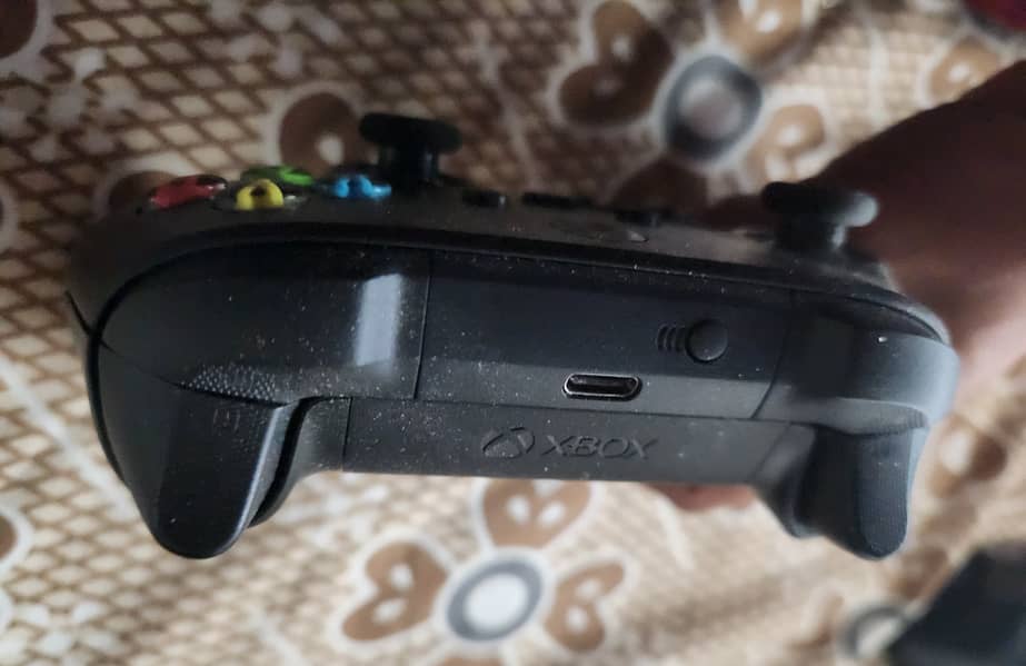 Xbox Controller 10/10 condition 3