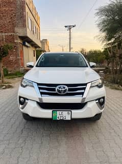 Toyota Fortuner V 2017