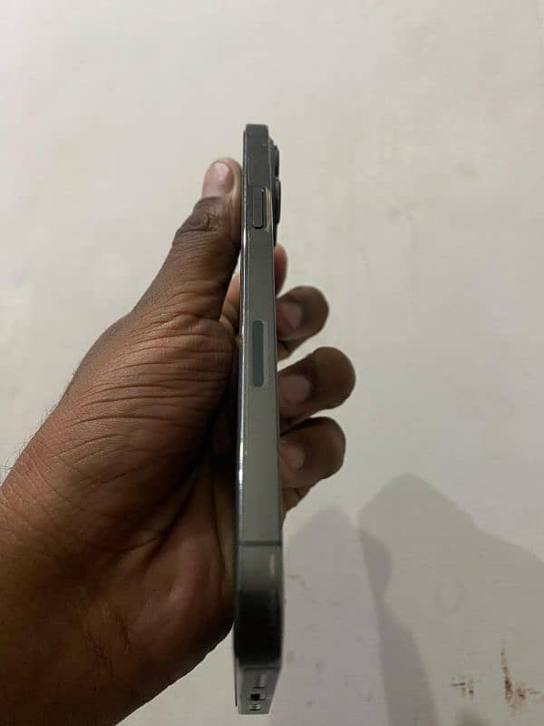 Iphone 13 pro max 256gb factory unlock water pack (03008062670) 6