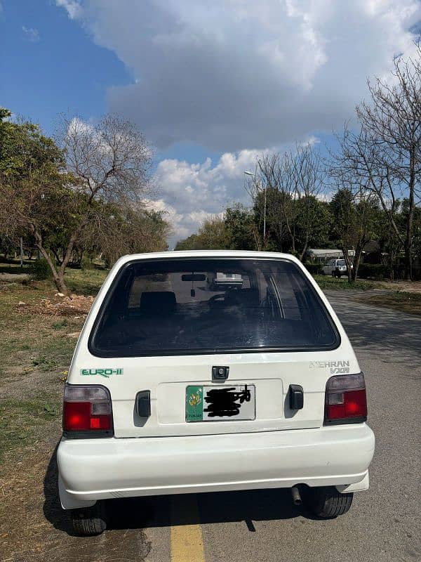 Suzuki Mehran VXR 2015 6