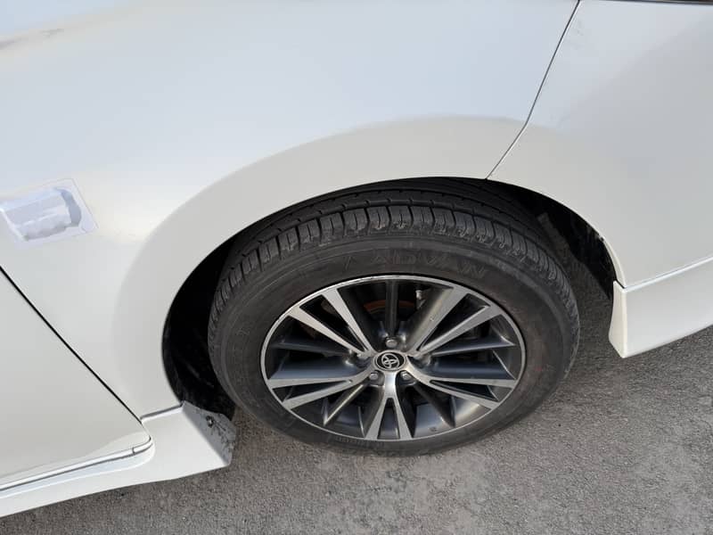 Toyota Altis Grande 2019 12