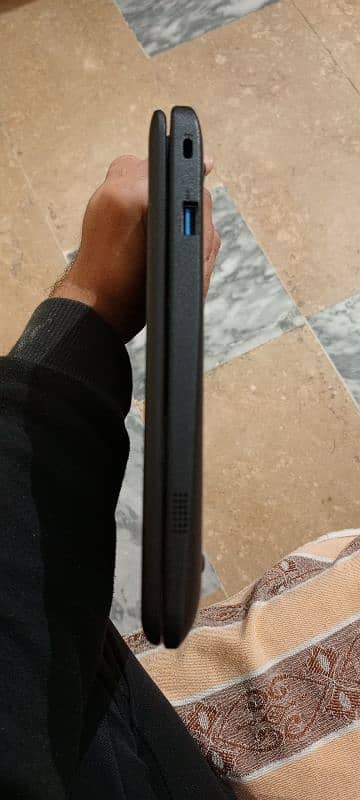 Lenovo N23 4