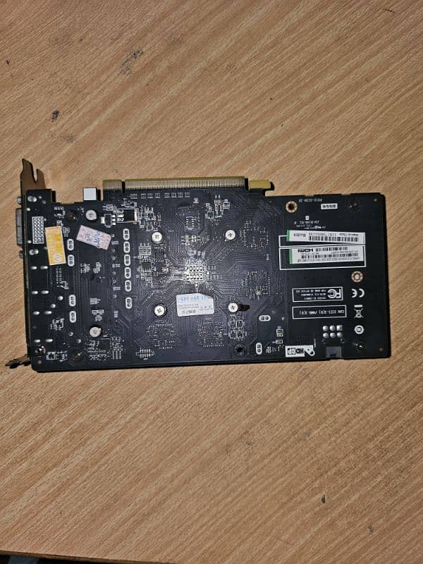 saphire rx560 4gb prestine condition 1