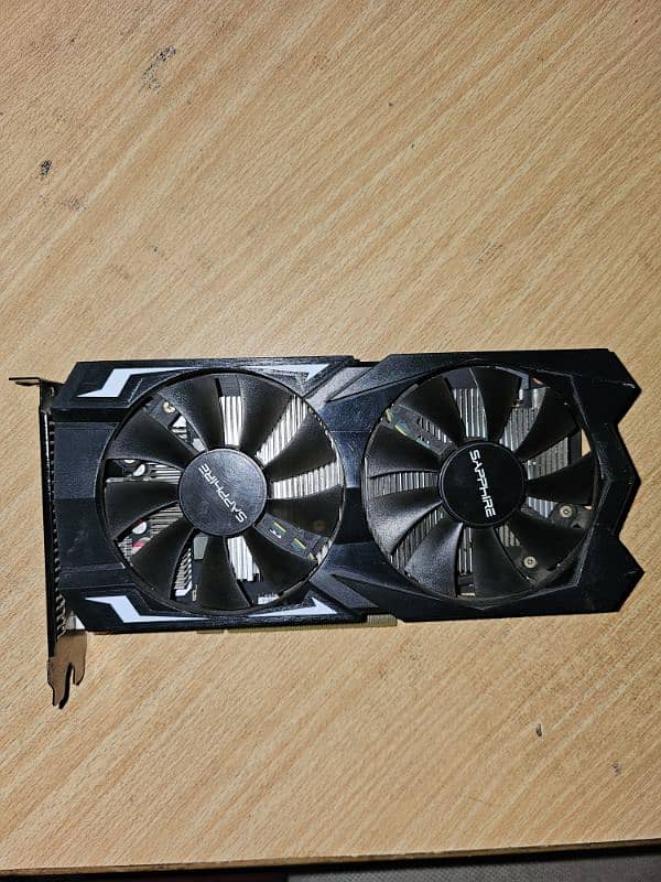 saphire rx560 4gb prestine condition 2