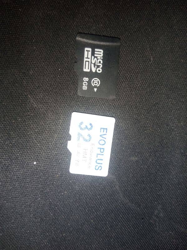 8gb memory card & 32gb memory card 0