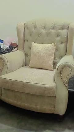 5seter sofa for sale in good condition 03365225990