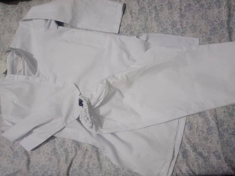 white dress shalwar qameez,5,6 year k child k ly 4