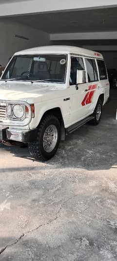 Mitsubishi Pajero 1989