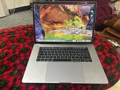 macbook pro 2017 core i7