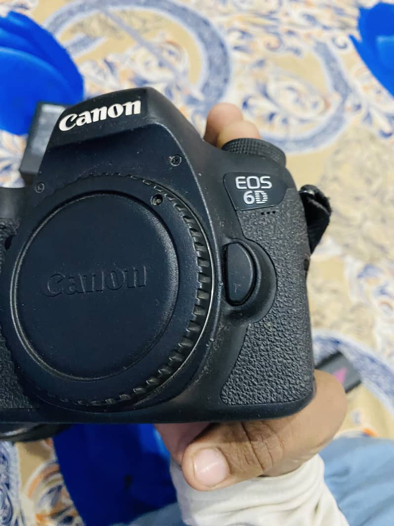 Canon 6d with box 4