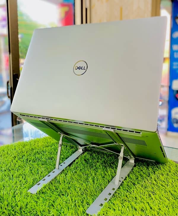 DELL XPS 9510 touch 4K i9-11Th Gen 16/256 4GB RTX 3050Ti 1