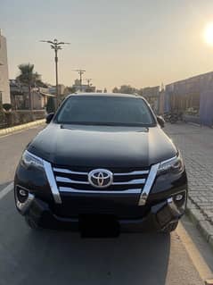 Toyota Fortuner V 2020