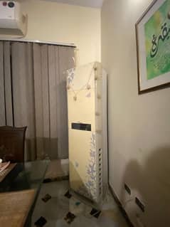 Floor Standing Air conditioner