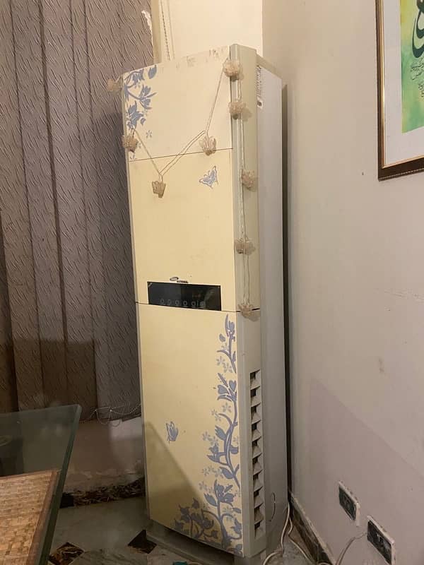 Floor Standing Air conditioner 1