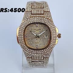 ICED OUT MEN’S WATCH GOLDEN COLOUR