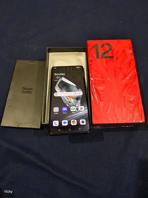 OnePlus 12 16/512 Black official PTA Approved 4