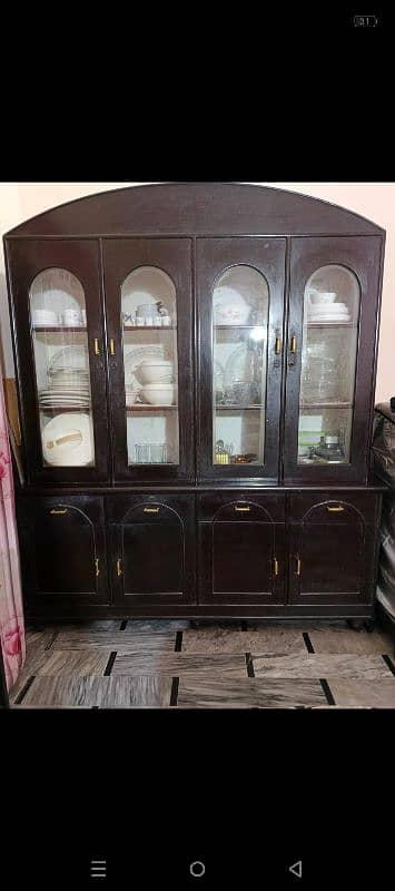 4 doors showcase with 4 cabinets 2
