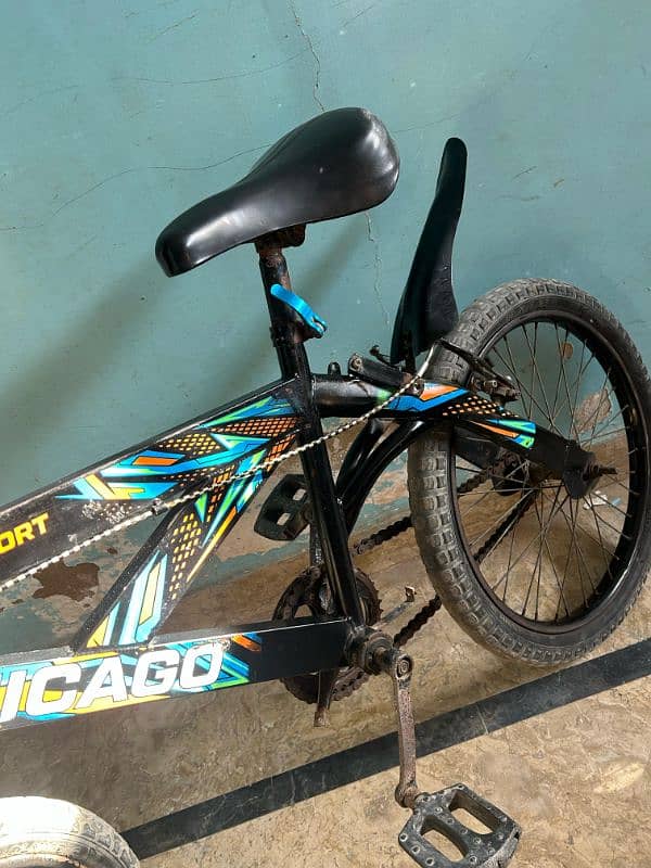 Bicycle chicogo black colour 4