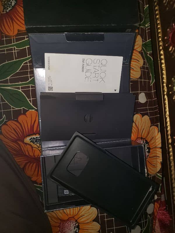 Samsung note 9 box 1