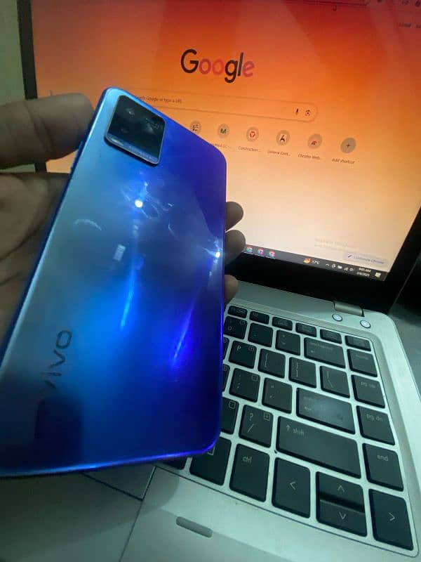 vivo Y21 1