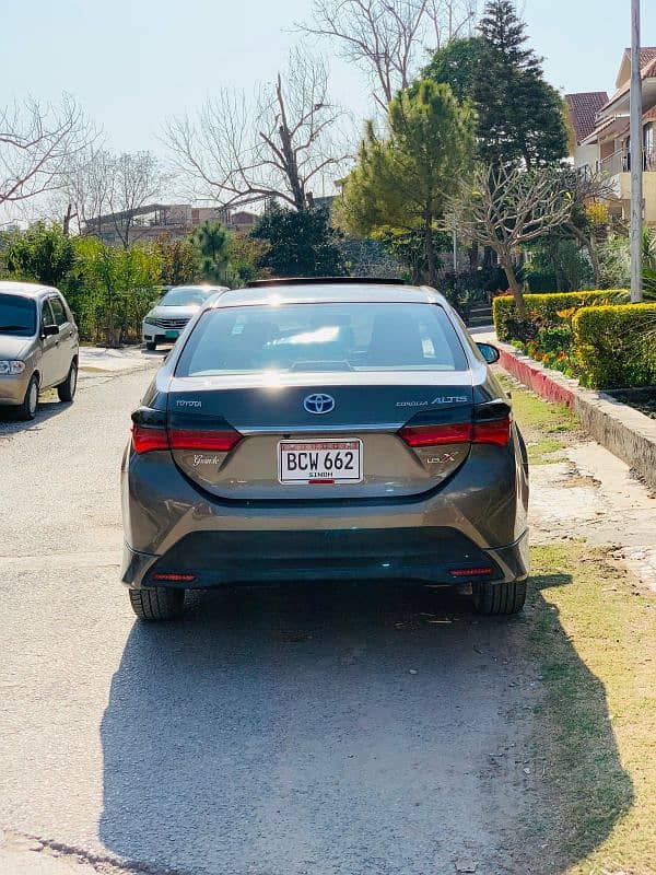 Toyota Altis Grande 2015 6