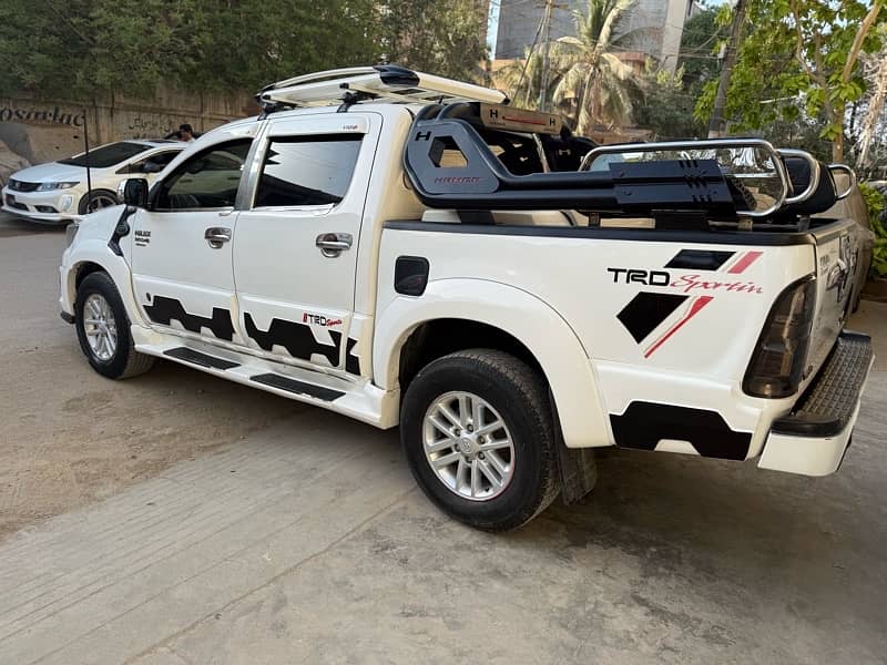 Toyota Hilux 2014 7