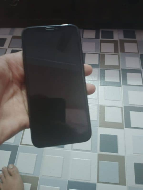 iphone X 256gb Non pta sim nor working read complete add 0