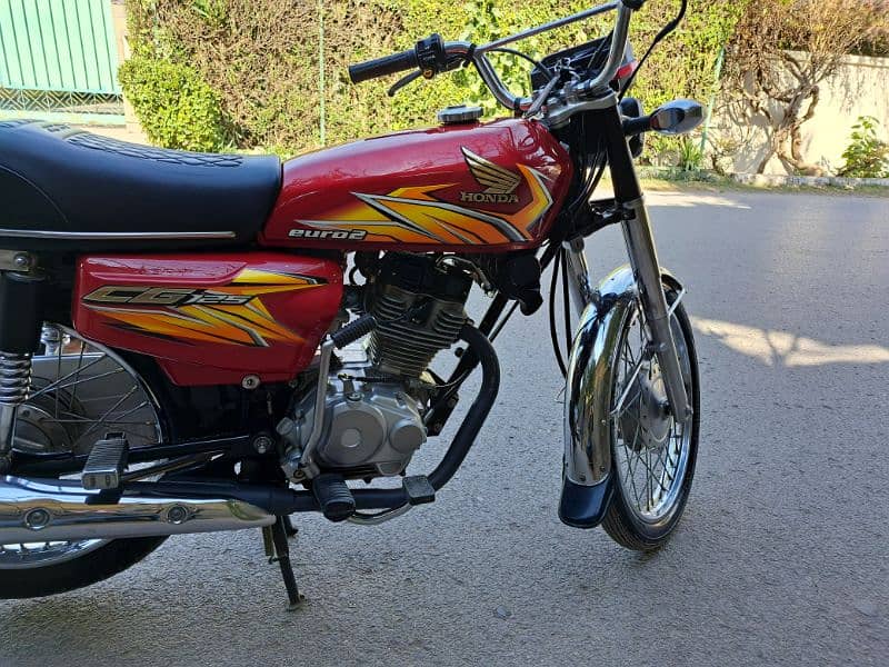 Honda CG 125 Islamabad number model 2021,demand 185000 1