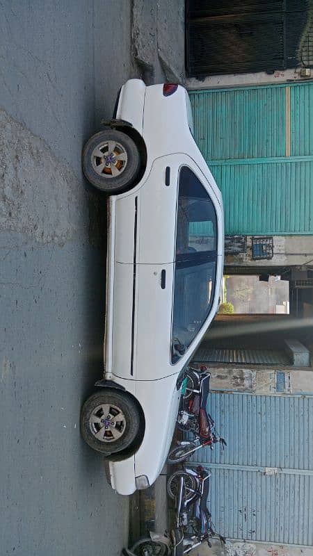 Nissan Sunny 1997 3